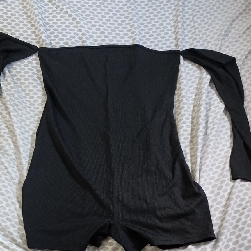 SHEIN Black Off-Shoulder Jumpsuit/Romper